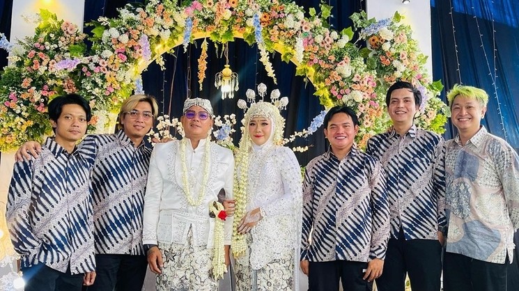 Musisi Nikah dengan Dokter (Instagram/@izzy_alfarizi)