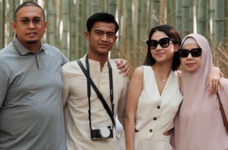 Keluarga Azizah Salsha