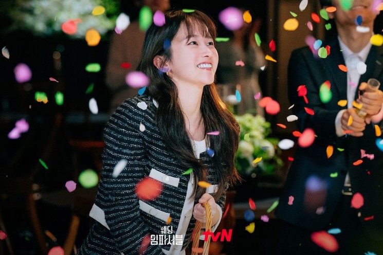 Pesona Jeon Jong Seo di Wedding Impossible (Instagram/@tvn_drama)