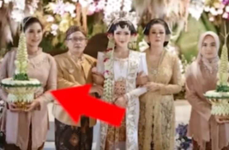 Kembar mayang di pernikahan Denny Caknan dan Bella Bonita sudah jadi pertanda.