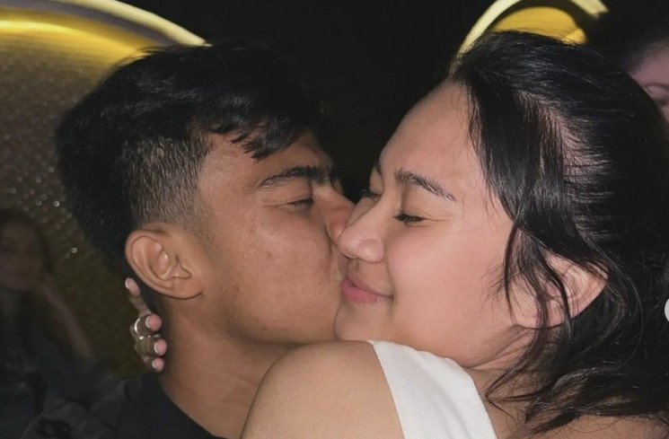 Pratama Arhan dan Azizah Salsha. (Instagram/@arhanazizah.official)