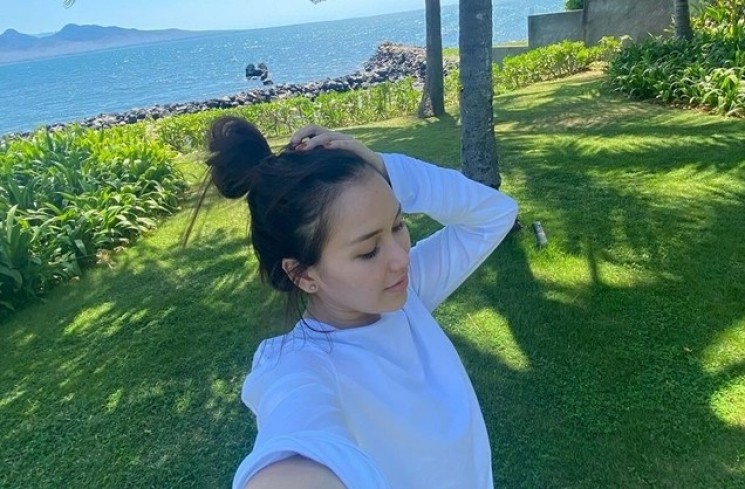 Potret Liburan Ayu Ting Ting di Banyuwangi (Instagram/@ayutingting92)