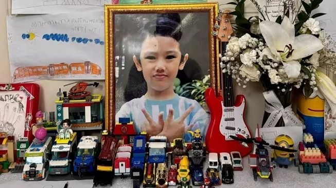 Potret Tamara Tyasmara di Tahlilan Dante (instagram/@rennov3011)