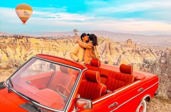 Kedinginan Sampai Tak Mandi Dua Hari, Ini 7 Potret Via Vallen Liburan di Turki