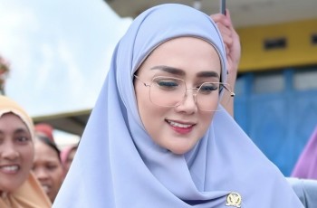 Dengan Mulan Jameela, Ahmad Dhani Lanjutkan Tradisi 'Gas' Istri Tiap Hari Seperti saat Bersama Maia Estianty