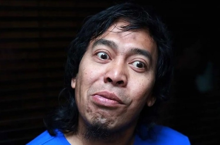  Profil dan Perjalanan Karier Komeng (Instagram/@komeng.original)