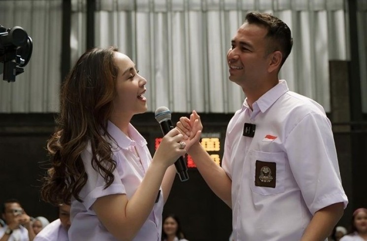 Momen Ultah Raffi Ahmad dan Nagita Slavina (Instagram/@raffinagita1717)