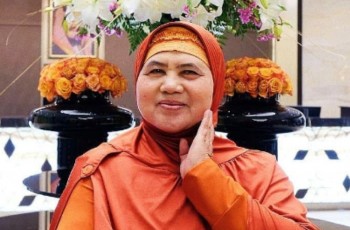 Ditanya Soal Prahara Rumah Tangga Ria Ricis dan Teuku Ryan, Jawaban Mamah Dedeh Bikin Wartawan Kena Mental: Gila Sih!