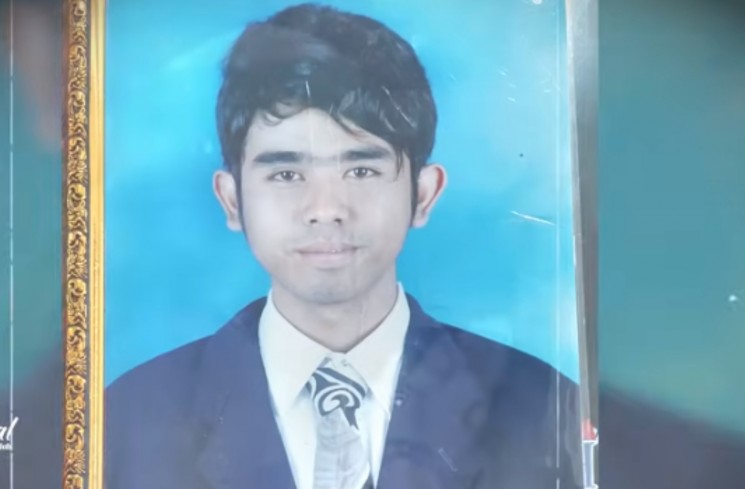 Masa kecil Gus Samsudin penuh dengan penderitaan.
