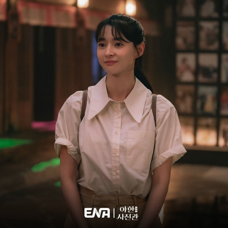Pesona Kwon Nara di The Midnight Studio (Instagram/@channel.ena.d)