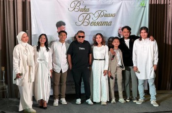 Pepep ST12 Bangga Ciptakan Singel 'Lebaran' untuk Para Artis Asuhan Dua Suara Media: Lagunya Enak Didengar