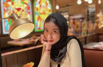 Pakai Hijab Saat Joget Bareng Sang Ayah, Rambut Putri Opick Terlihat Gercep Tuai Kecaman