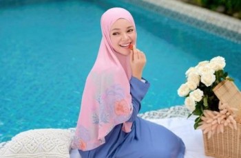 Waduh Salah Lapak! Gegara Kasus Dugaan Korupsi Suami Sandra Dewi, Artis Dewi Sandra Ikut Dibully Netizen