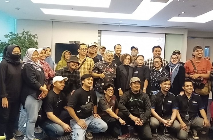 Harsiwi Achma Direktur Programming SCM dan lainnya. (ist)