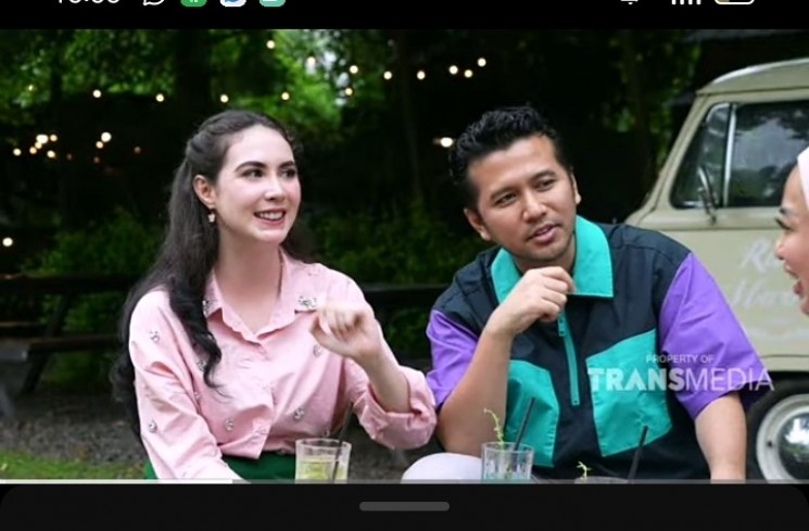 Arumi Bachsin Saat Berbagi Kisah Dirinya Awal Mula Berhijab Pejabat Gaul.(YouTube TRANS TV Official)