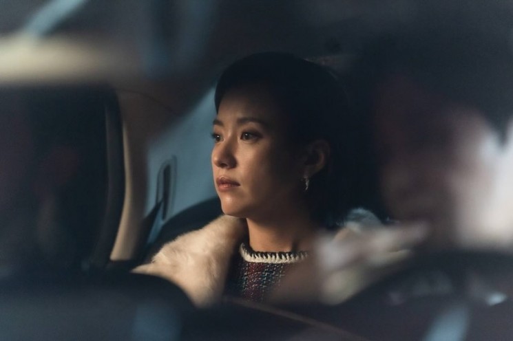 Pesona Han Hyo Joo di Blood Free (Instagram/@hanhyojoo222)