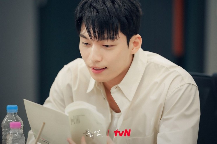Adu Peran Pemain Drama The Midnight Romance in Hagwon (Instagram/@tvn_drama)