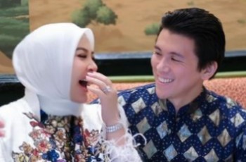 Efek Edit Foto Terlalu Ugal-ugalan? Badan Asli Syahrini Sering Dikira Hamil, Padahal Dari Pabriknya Memang Seperti Ini