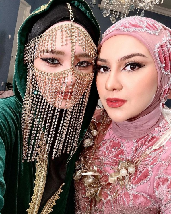 Dandanan Inara Rusli di Ultah Irish Bella (Instagram/@mommy_starla)