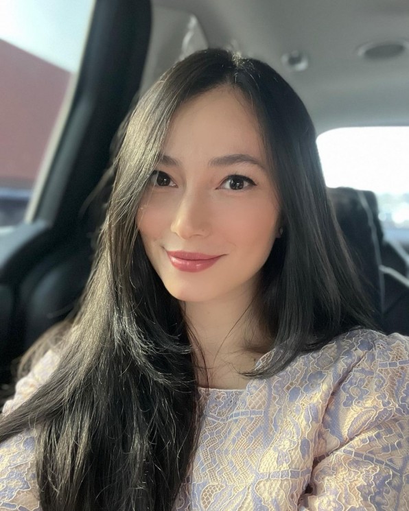 Asmirandah Nonton Queen of Tears (Instagram/@asmirandah89)