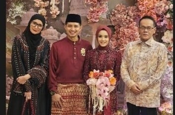 Pertunangan Chand Kelvin (instagram)