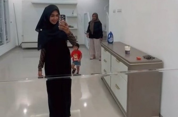 Ria Ricis dan Moana. (instagram/@riaricis)