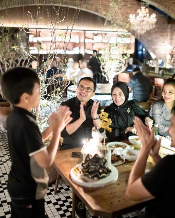 Sahrul Gunawan Ulang Tahun (Instagram/@dine.pearl)