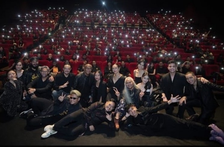 Rudi Soedjarwo dan Para Pemain Film 'Saat Menghadap Tuhan'. (ist)