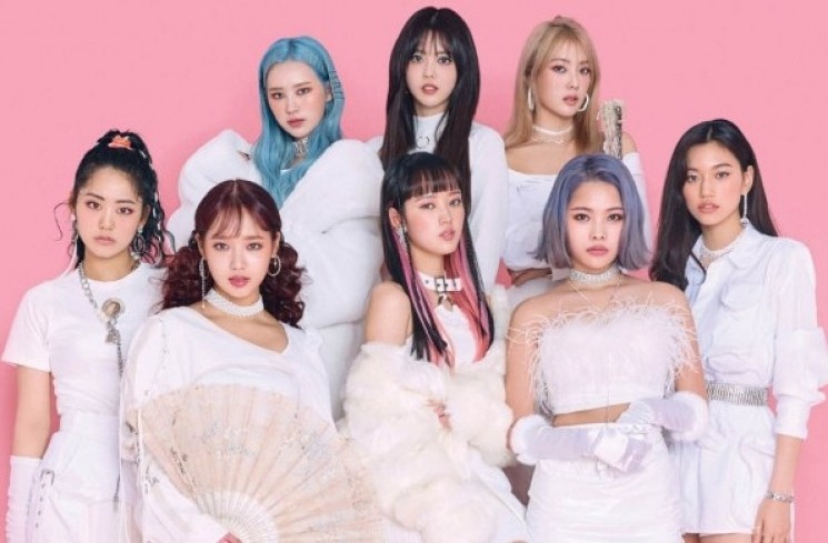 Weki Meki. (ist)