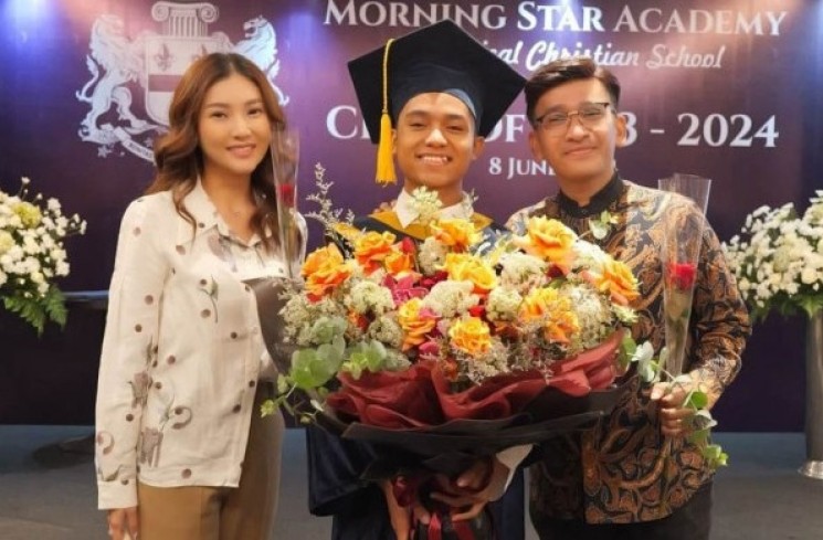 Ruben Onsu, Betrand Peto dan Sarwendah. (ist)