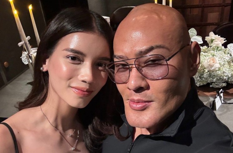 Deddy Corbuzier dan Sabrina Chairunnisa (Instagram/@sabrinachairunnisa_)