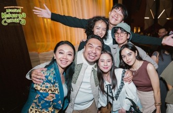 Dipuji Sandiaga Uno hingga Raisa, Tiket Pertunjukan Panggung Musikal Keluarga Cemara Hari Pertama Ludes Terjual!