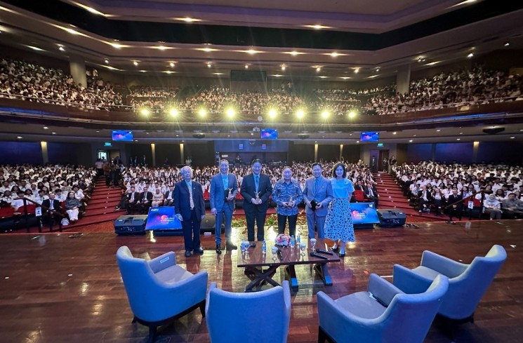Seminar DGS UPH Festival 2024, Ajak Mahasiswa Baru Bijak Gunakan Teknologi AI. (istimewa)
