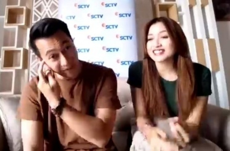 Eza Gionino dan Yuriska Patricia. (tangkapan layar)