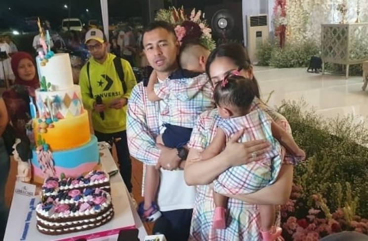 Raffi Ahmad, Nagita Slavina dan anak-anaknya. (ist)