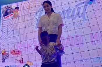 Wow! Momen HUT Rayyanza yang ke-3, Nagita Slavina Hadiahi sang Putra Playground di Bintaro Xchange Mall 2