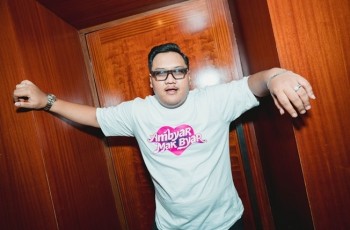 Perjuangan Ndarboy Genk, Dari Penolakan hingga Menginspirasi di Film Ambyar Mak Byar