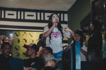 Dapat Dukungan Abah Kirun, Ambyar Mak Byar Makin Membanggakan