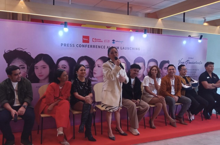 Vina Panduwinata, Michael Pelupessy, Marshanda, Dirly Dave, Arbie Seo, dan Lainnya. (ist) 