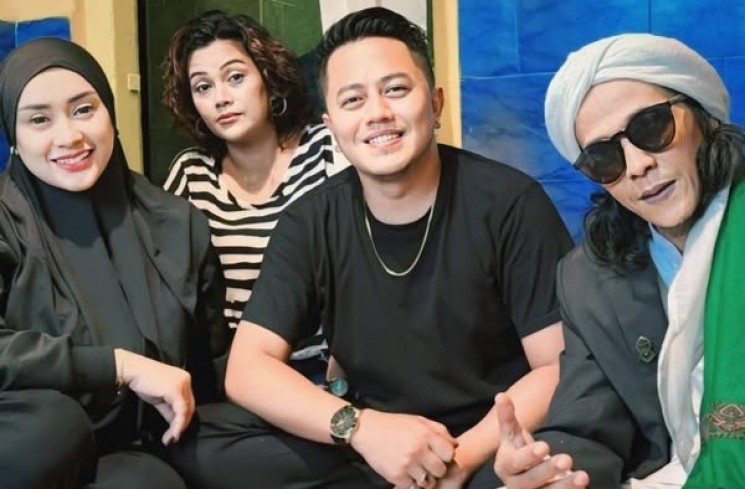 Lia Ladysta, Vando, Ibunda Vando dan lainnya. (instagram/@lia3srigala)