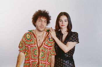 Selena Gomez dan Benny Blanco Rilis Album Kolaborasi 'I Said I Love You First'
