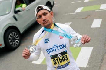 Ibnu Jamil Raih Penghargaan Six Star Medal World Marathon Majors, Bukti Konsistensi dan Semangat Tak Kenal Lelah