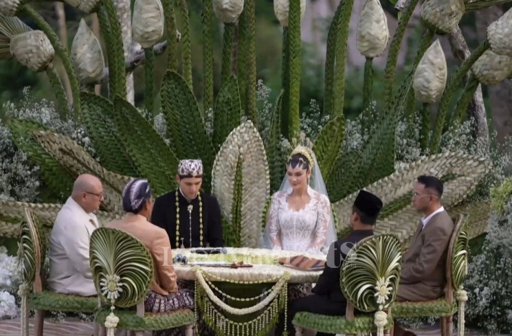 Luna Maya dan Maxime Bouttier. (ist)
