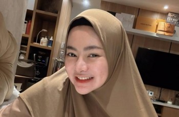 Hijrah Penuh Haru: Vitalia Sesha Putuskan Berhijab dan Tinggalkan Dunia DJ Demi Kedamaian Hati