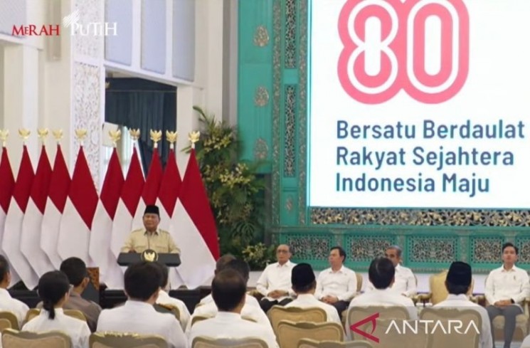 Tangkapan layar - Presiden RI Prabowo Subianto memberikan sambutan pada peluncuran logo dan tema HUT ke-80 RI di Istana Negara, Jakarta, Rabu (23/7/2025). ANTARA/Fathur Rochman
