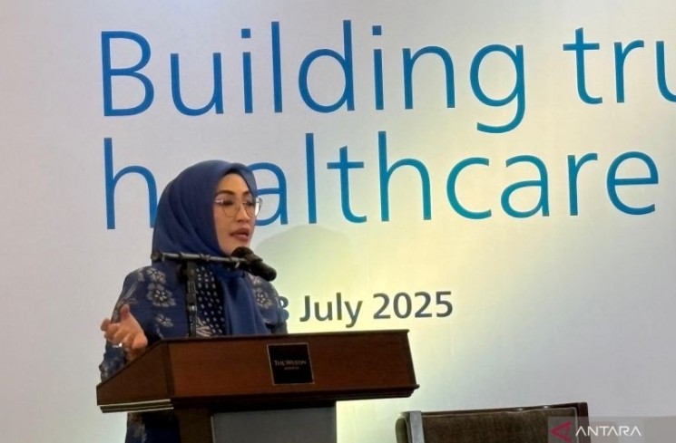 Presiden Direktur Philips Indonesia Astri Ramayanti Dharmawan membeberkan hasil Laporan Future Health Index 2025 dalam temu media di Jakarta, Rabu (23/7/2025). ANTARA/Hreeloita Dharma Shanti
