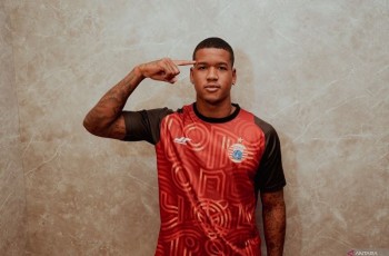 Perkuat Lini Belakang, Persija Rekrut Bek Kiri Brasil Alan Cardoso