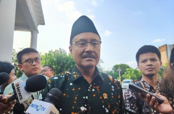 Mensos Gus Ipul Lapor Prabowo: Sekolah Rakyat Berjalan, Bansos Masih Perlu Dibenahi