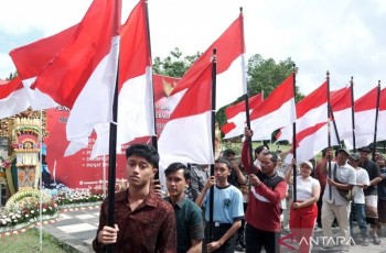 Semarak Kemerdekaan di Bali: Kemendagri Bagikan 10 Juta Bendera Merah Putih