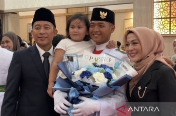 Putra Denny Cagur Resmi Dikukuhkan Jadi Paskibraka Banten di HUT ke-80 RI